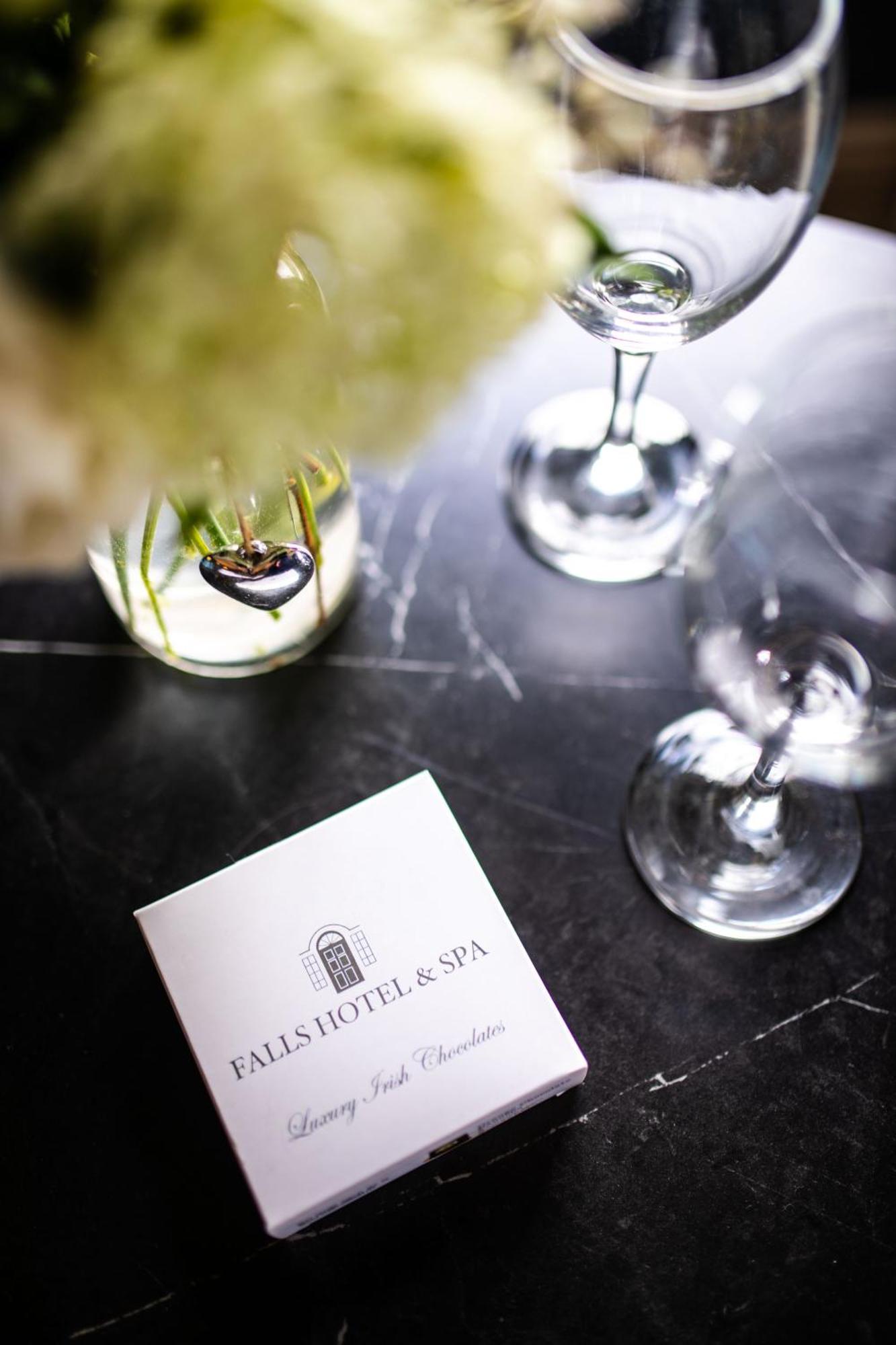 Falls Hotel & Spa 에너스타이먼 외부 사진