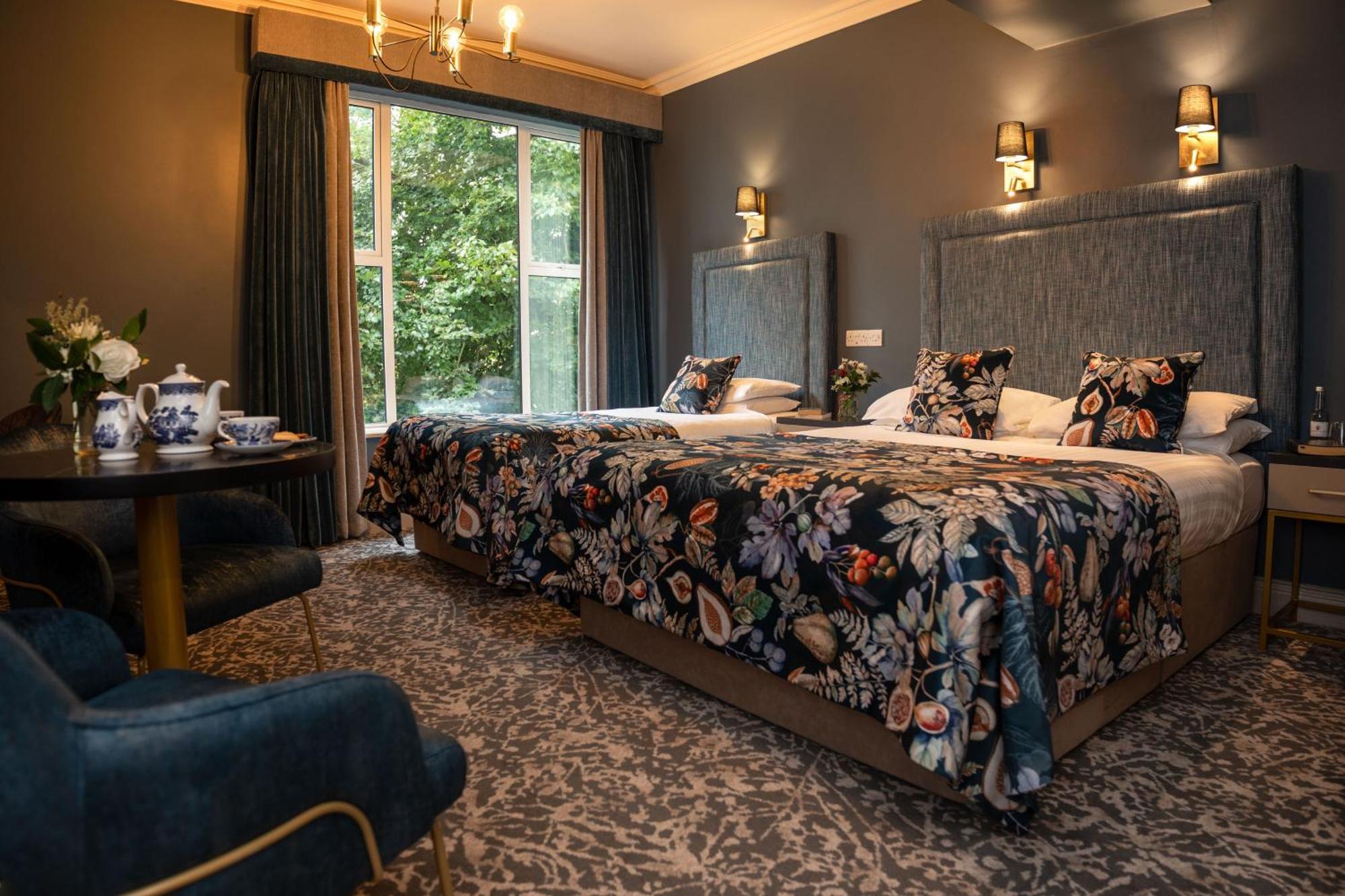 Falls Hotel & Spa 에너스타이먼 외부 사진